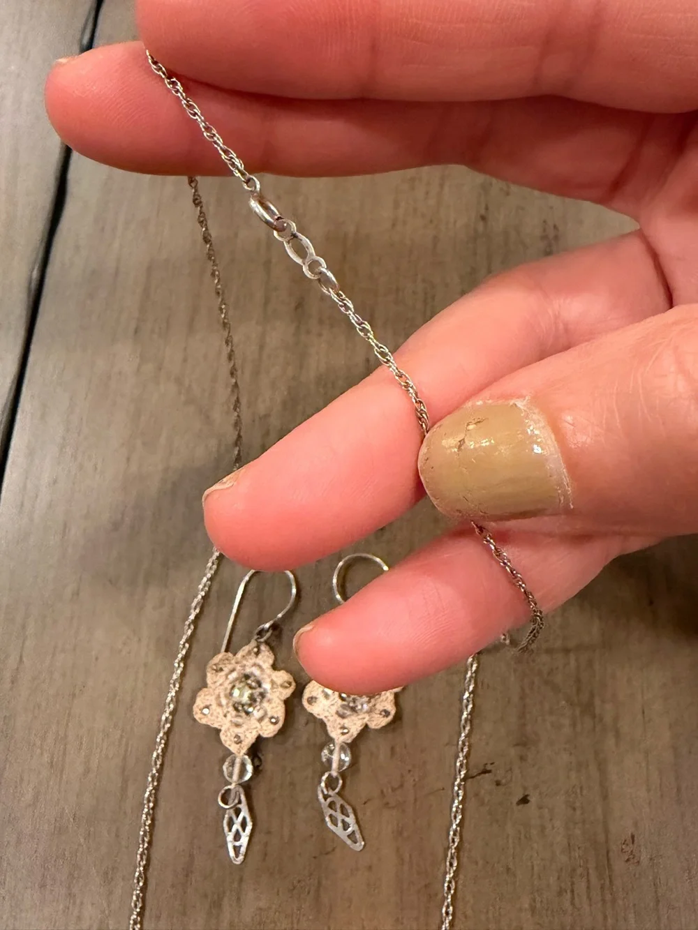 Delicate Cream Crochet Lace Floral Necklace & Earrings Set Vintage Style #